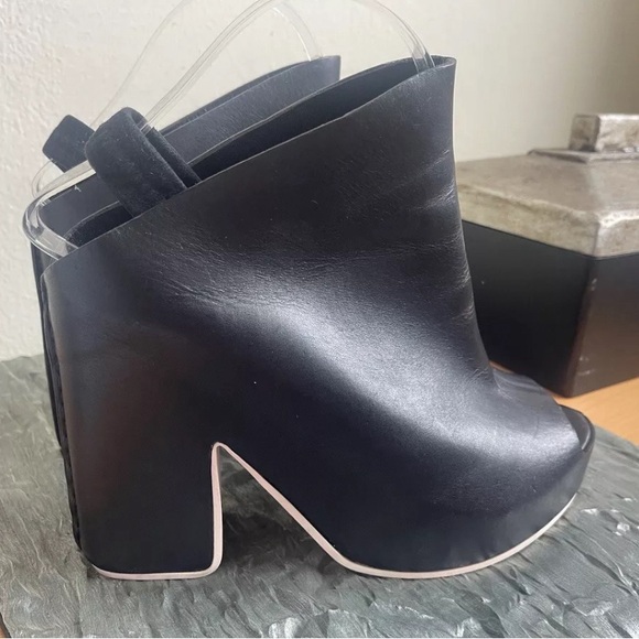 BALENCIAGA PARIS LEATHER PLATFORM WEDGES MULES BOOTIES BLACK SIZE 40/ US 9.5 - Picture 2 of 12